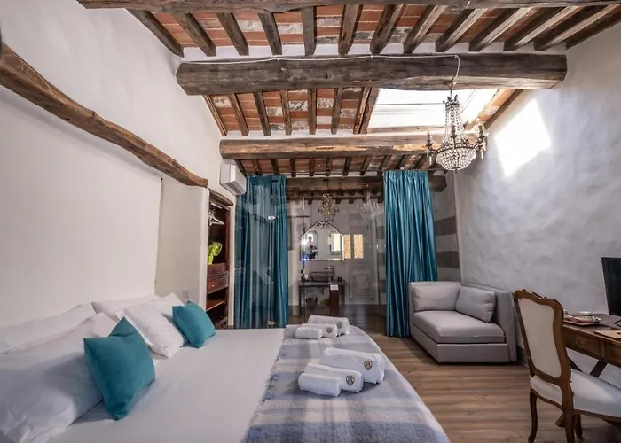 בית חווה Podere Fontanino ארצו